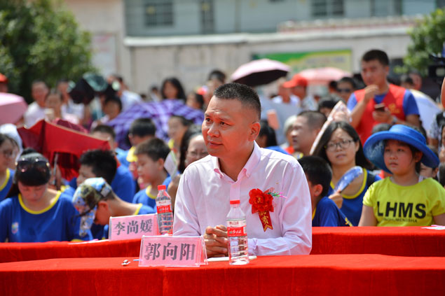 兒童家具-松堡王國關(guān)愛留守兒童瑞金行